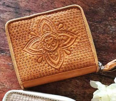 【MAHIYA】Ohana Pouch Purse/レザーフォーンポーチ/ジップ MAHIYA】Ohana Pouch Purse/レザーフォーンポーチ/ジップ