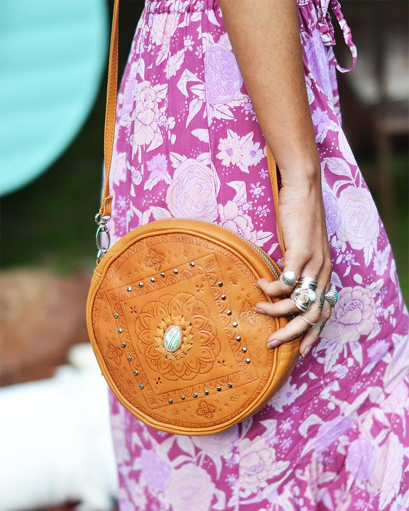 MAHIYA Sorento Bag Tan awsm-surf - Main Image